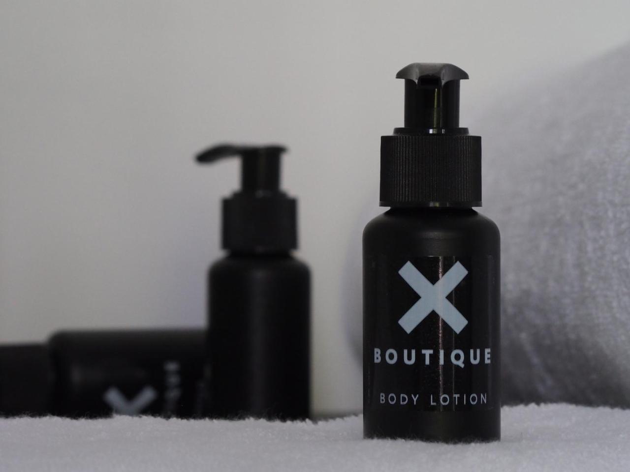 Boutique X Pueblo, Benalmadena Hotel Bagian luar foto